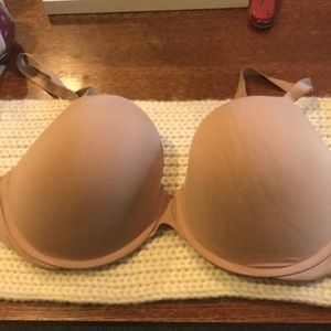 Victoria’s Secret multi-way strap bra